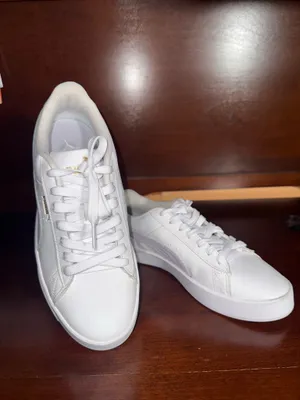 Puma Women’s size 7.5  thumbnail 5