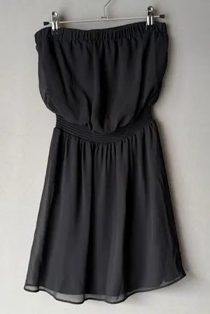 Express sz XS‎ black strapless mini sun dress thumbnail 1