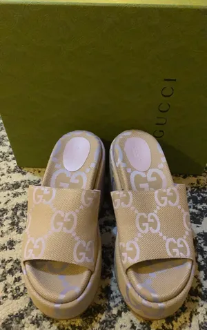 Gucci Jumbo GG Platform Slide Sandal Size 38.5 thumbnail 4