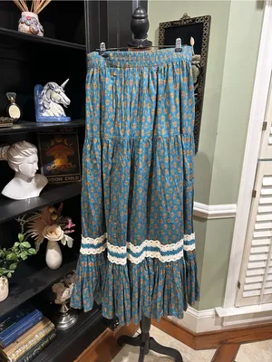 Luna Moon Blue Patterned Skirt with Lace Trim – Size Medium (NWT) thumbnail 6