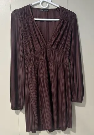 Zara midi dress long sleeve size: M thumbnail 1