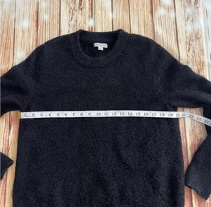 Calvin Klein Jeans Women’s Crew Neck Furry Pullover Sweater Black Size Large thumbnail 4