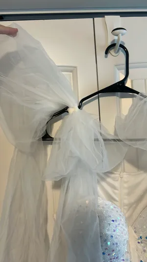White Dress Size M thumbnail 3
