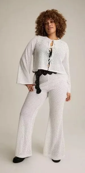 Torrid white lace flare pants size 3X thumbnail 1