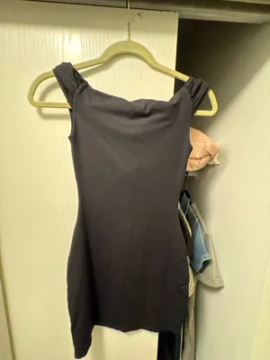 Aritzia Contour Dress thumbnail 4