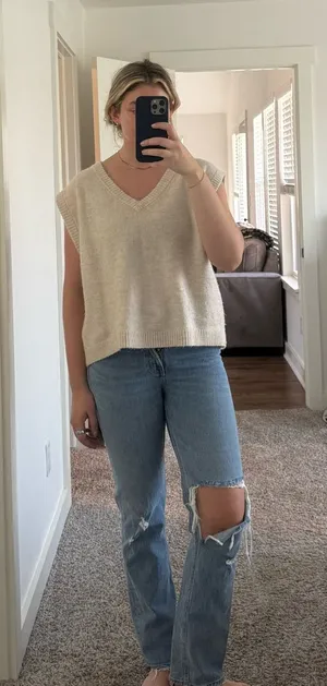 Abercrombie 90’s Straight Ultra High Rise thumbnail 1