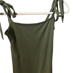 Urban Outfitters Green Ribbed Bow Knot Women’s Jumpsuit Romper Size Small NWOT thumbnail 5