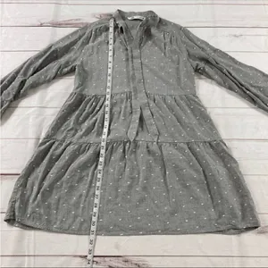 Zara Gray Swiss Dot Long Sleeve V-Neck Tiered Short Casual Dress Size XS thumbnail 7