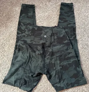 Lululemon Camo Align Leggings thumbnail 1