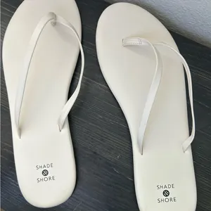 Sandals Shade & Shore White Minimalist Slide Sandals 11 thumbnail 2