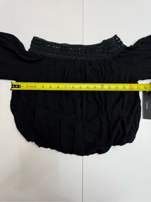 Lulu's Black Off-Shoulder Crochet-Trim Blouse size XS thumbnail 6