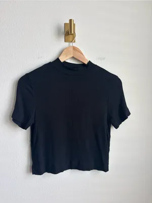 Babaton Aritzia Gonzalo Hip T-Shirt Black Ribbed Mock Neck Medium thumbnail 5