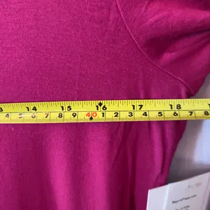 NWT Beyond Yoga Hot Pink Long Sleeve V-neck Loungewear Shirt Women's size Medium thumbnail 8