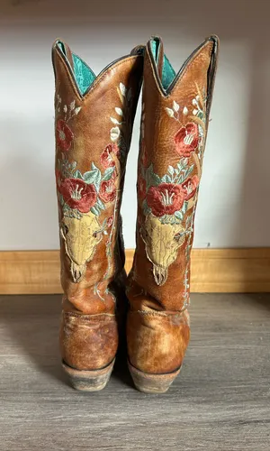 Corral Floral Embroidered Cowboy Boots 7M thumbnail 2