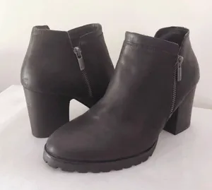 Lucky Brand Black Leather Ankle Boots thumbnail 9