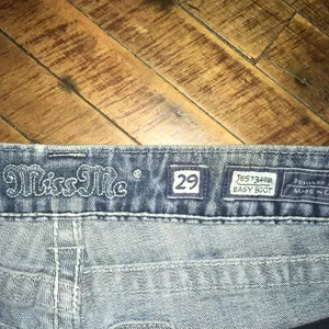 Miss Me 29 easy boot cut bling wing pocket western jeans thumbnail 2