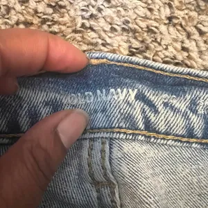Old Navy Womens Jeans Acid‎ Wash Distressed Extra High Rise Straight Leg Size 00 thumbnail 3