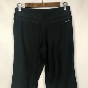 Nike Dri-Fit Black Capri‎ Knee Length Athletic Yoga Leggings M thumbnail 5