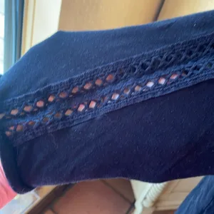 Old Navy 2 tops Medium thumbnail 9