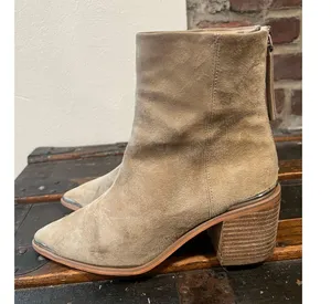 Steve Madden Amber Western Boots 7.5 Beige Metal Detail Boho thumbnail 5