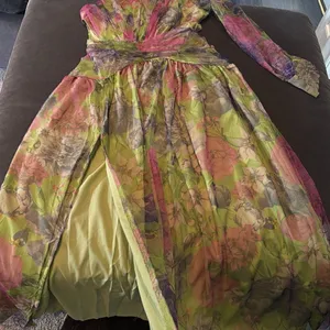Women’s Floral One Shoulder Lightweight Summer Dress Leg Slit Cut Outs Size M thumbnail 11
