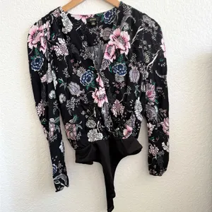 AFRM Surplice Long Sleeve‎ Bodysuit Puff Sleeve Black Pink Floral Small S thumbnail 3