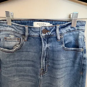 Hidden Jeans Distressed Ryan Bootcut Jeans thumbnail 4