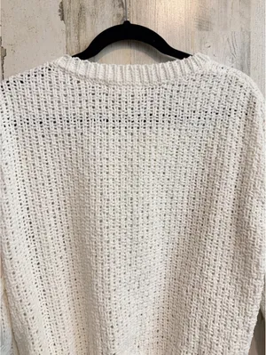 Aeropostale Women’s Medium White Chenille Cable Knit Sweater thumbnail 14