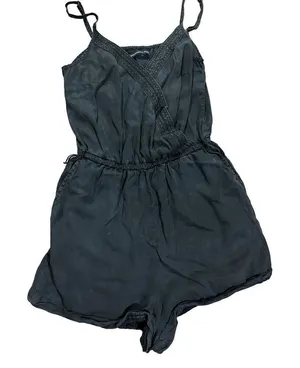 Abercrombie & Fitch black romper sz small‎ thumbnail 1