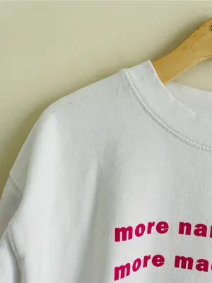 Nantucket I Am My Story Graphic Sweatshirt White Pink Heart Size L Beach Coast thumbnail 3