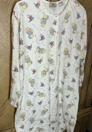 vintage Disney Winnie the Pooh cotton nightgown shirt.Size S/M thumbnail 1