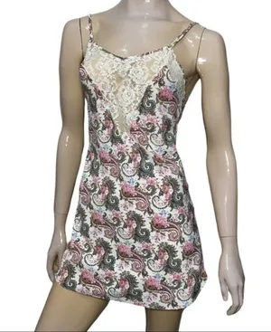Victoria’s Secret Women’s Size P XS Vintage Paisley Printed Chemise w Cream Lace thumbnail 2