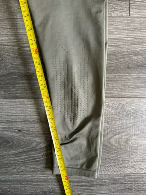Gymshark Olive Seamless Cross-Back Sports Bra and High-Waist Leggings thumbnail 9
