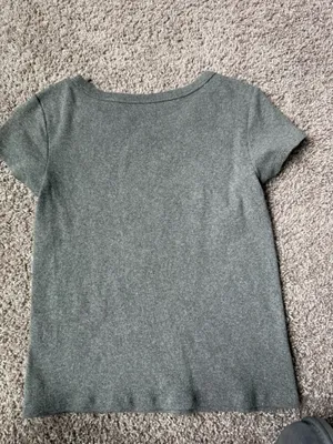 Brandy Melville Baby tee thumbnail 2