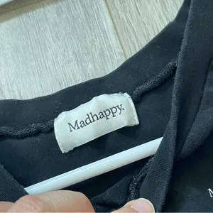 Madhappy Crop Tank Top logo womens Black (medium) basic athleisure streetwear thumbnail 2