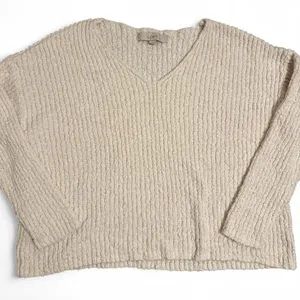 Women’s Loft Light Cream White Casual Long Sleeve V Neck Sweater thumbnail 2