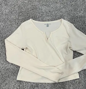 Brandy Melville Top thumbnail 3