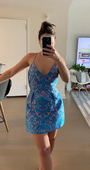 Dress thumbnail 1