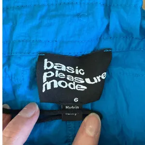 Basic Pleasure Mode Dolphin Cargo Parachute Pants Size UK 6 XS in Blue thumbnail 5