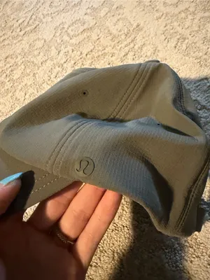 Lululemon hat thumbnail 5