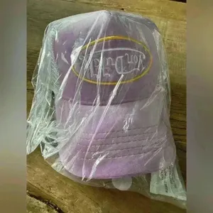 AUTHENTIC Von Dutch Purple/Lavender Velvet Trucker Hat ~ NEW with Hologram thumbnail 2
