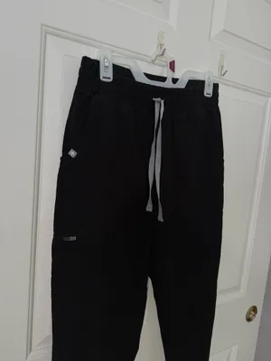 FIGS Scrub Pants Jogger thumbnail 2
