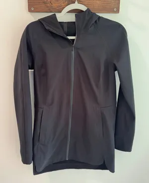 Lululemon Glyde Along Black Hooded Softshell Full‎ Zip Jacket Womens Size 4 thumbnail 1
