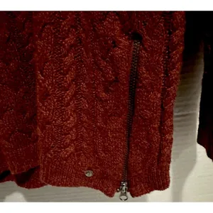 American Eagle Cable Knit Sweater Side Zipper Size‎ S Rust Color thumbnail 4