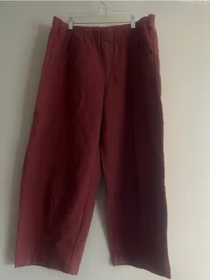 Universal Threads Women's Mid-Rise Barrel Leg Pull-On Pants - Rust - Large thumbnail 2