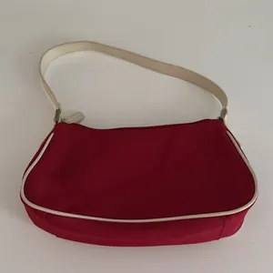 Liz Claiborne Red and Cream Shoulder Bag with Elegant Design thumbnail 2