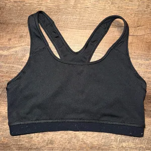 Nike Women's Black Sports Bra Size Medium thumbnail 4