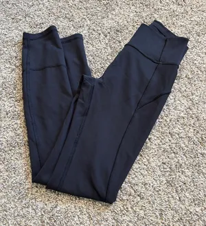 Lululemon In Movement Tight 25" *Everlux size 2 thumbnail 1
