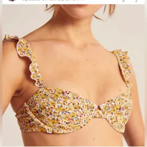Abercrombie & Fitch Ruffle Floral Yellow Bikini Swim Top‎ Size S thumbnail 1