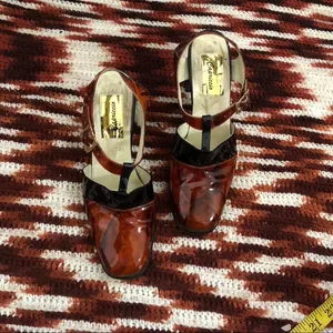 RARE 80s 90s Vintage Marble Maryjane T-strap Block Heels Pumps Chunky Whimsygoth Preppy Academia Brown Black Round Toe Patent Leather Measurements in pics thumbnail 3